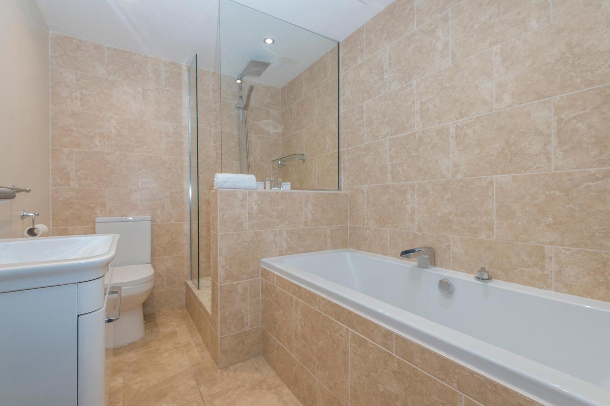 Heritage Serviced Suites - Serviced Apartments Huddersfield Habitación foto